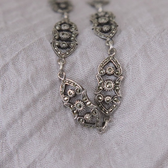 Vintage Stirling Silver with Marcasite Stones Bracelet - Picture 5 of 8